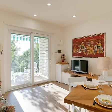 Wood&white - 2 Bedrooms E 2 Bathrooms - Wifi * Sanremo