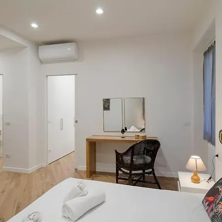 Wood&white - 2 Bedrooms E 2 Bathrooms - Wifi Lägenhet Sanremo