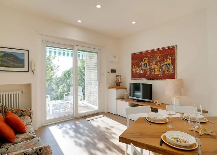 Wood&white - 2 Bedrooms E 2 Bathrooms - Wifi * San Remo