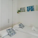 Apartment Wood&white - 2 Bedrooms E 2 Bathrooms - Wifi *