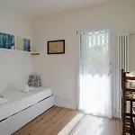 Wood&white - 2 Bedrooms E 2 Bathrooms - Wifi Apartment